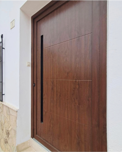 Puertas de calle en Jaén Úbeda y Linares