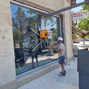 Instalación de vidrios grandes